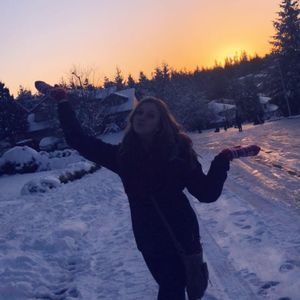 Meet your Posher, Lauren